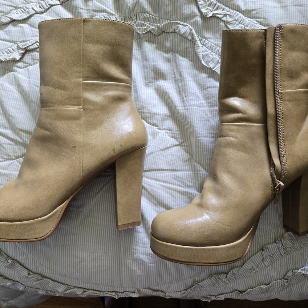 BONGO Tan Heeled Boots with Chunky Platform